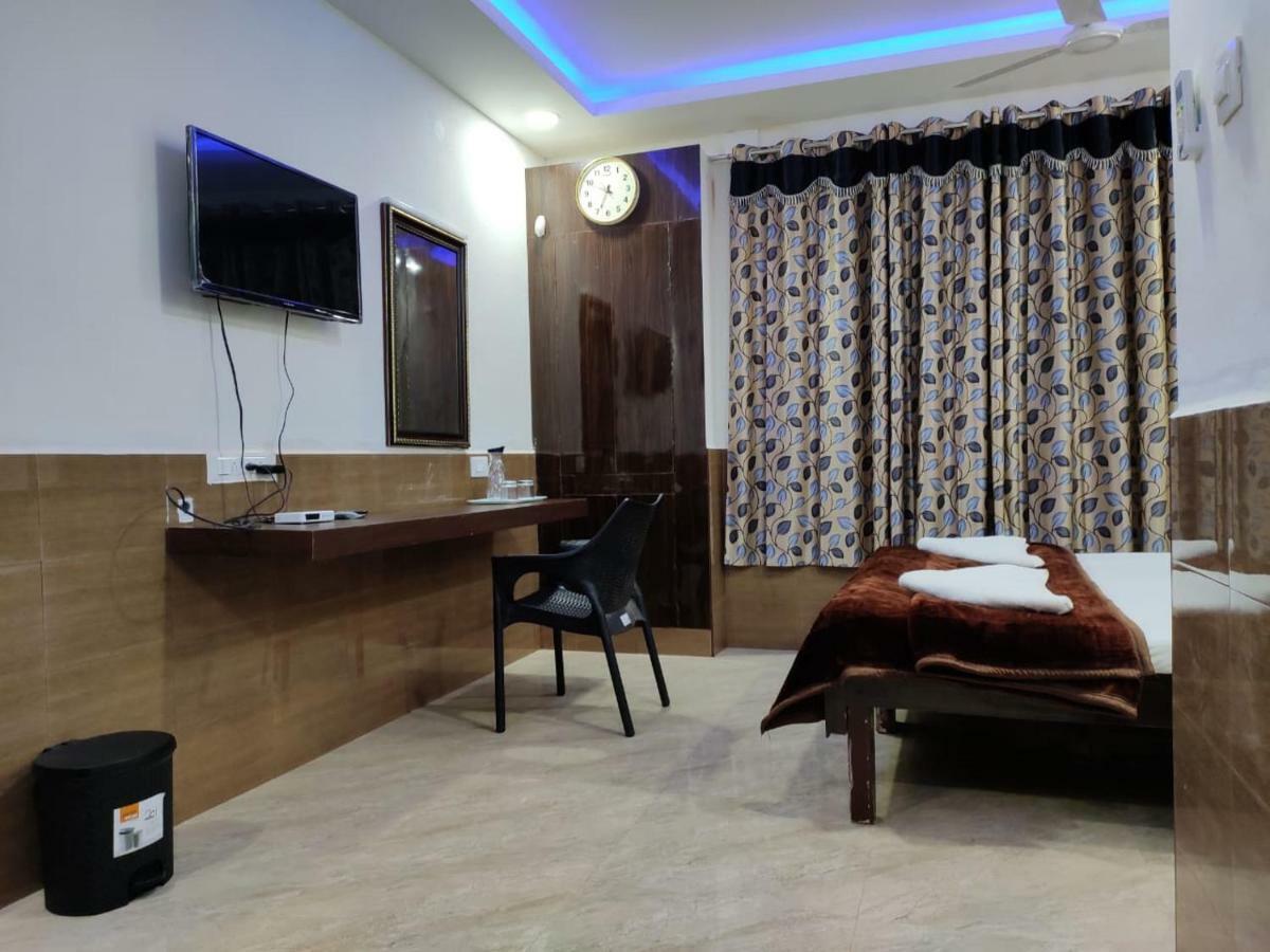 Hotel Sugam Karaikudi Esterno foto